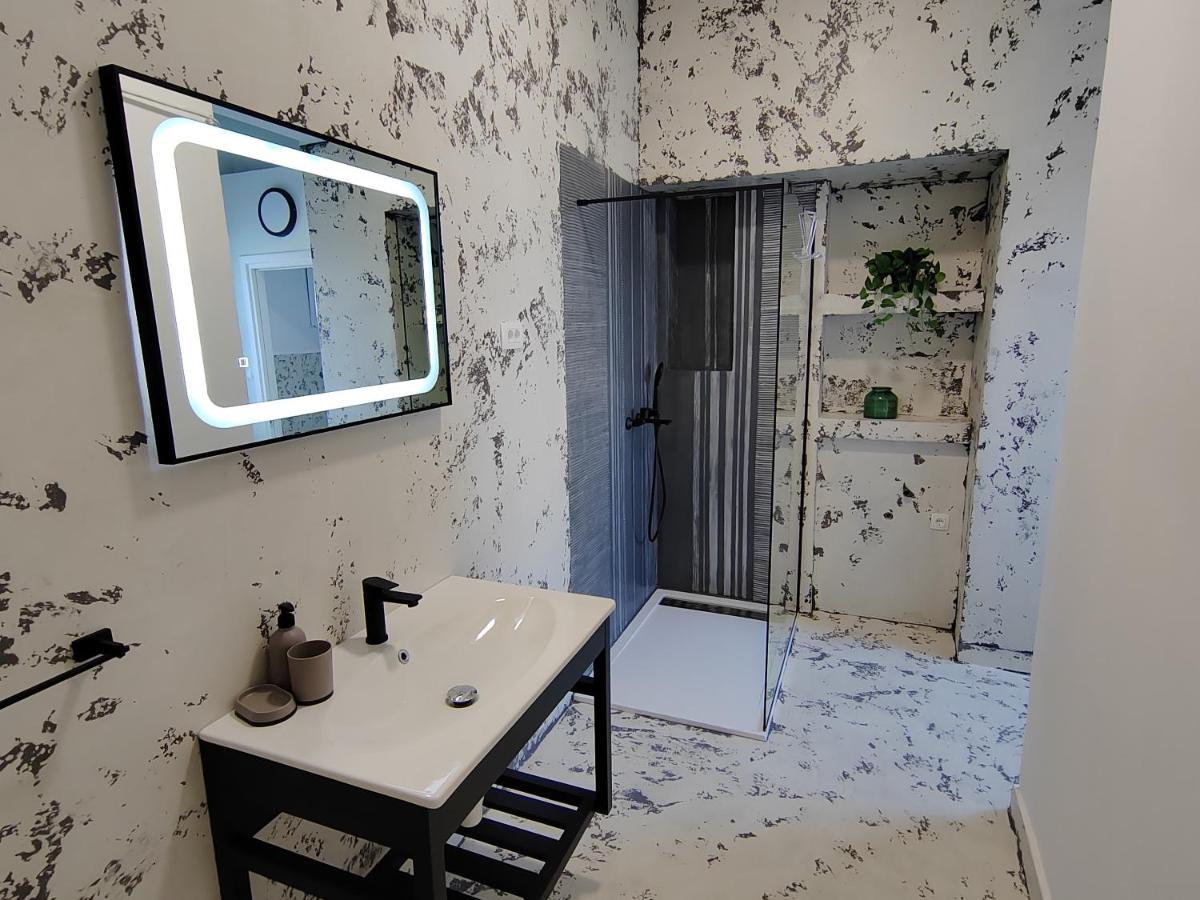 זאדאר Town Square Apartment מראה חיצוני תמונה
