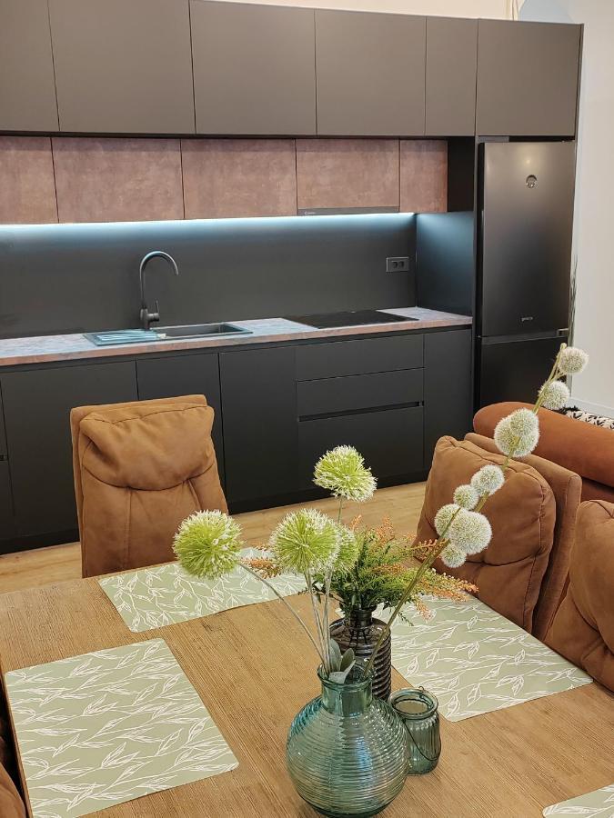 זאדאר Town Square Apartment מראה חיצוני תמונה